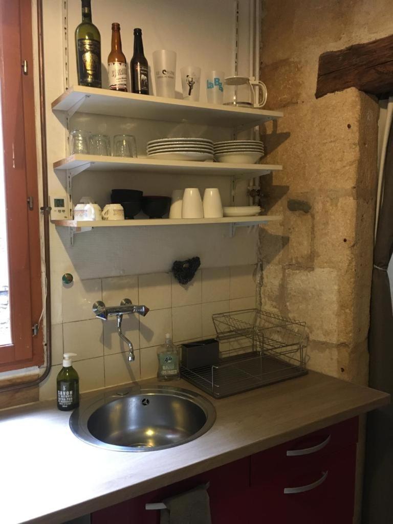Appart Sympa Dans Le Vieux Nimes Luaran gambar